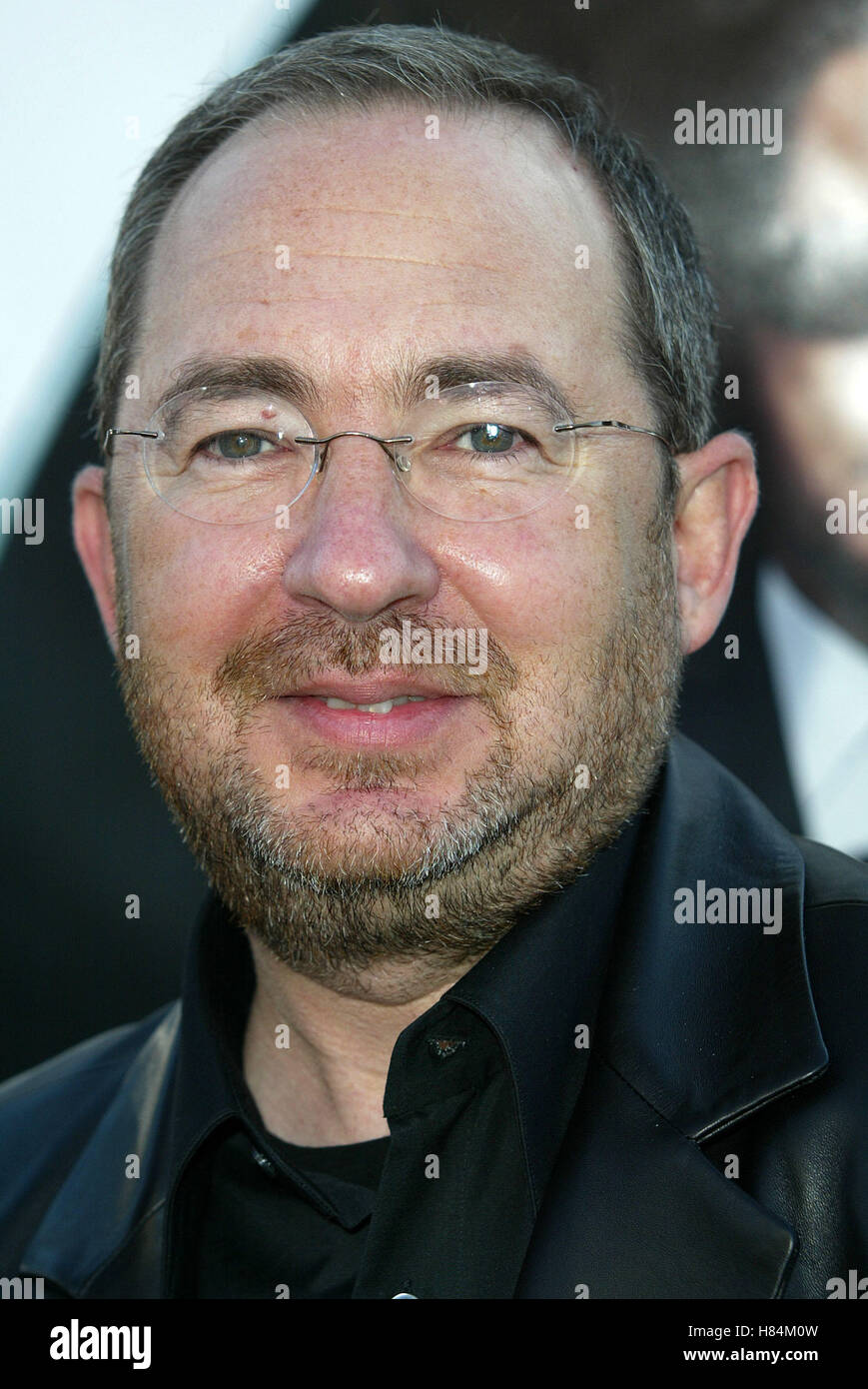 BARRY SONNENFELD MEN IN BLACK II PREMIERE LOS ANGELES MANN VILLAGE THEATRE WESTWOOD LOS ANGELES USA 26 June 2002 Stock Photo