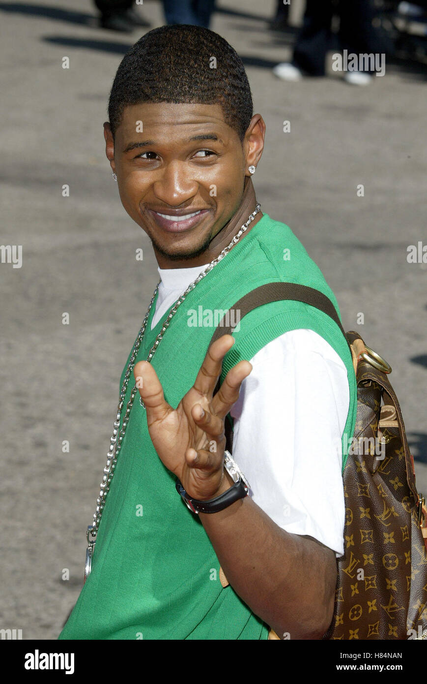 USHER TEEN CHOICE AWARDS 2002 UNIVERSAL AMPHITHEATRE BURBANK LOS(07)
