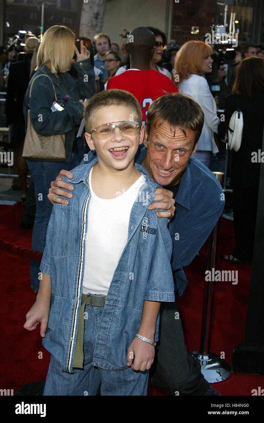Jonathan Lipnicki Tony Hawk Xxx Film Premiere Los Angeles Westwood Los Angeles Ca Usa 05 August 2002 Stock Photo Alamy