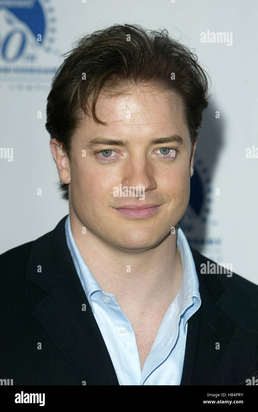 Brendan fraser 2002 hi-res stock photography and images - Alamy