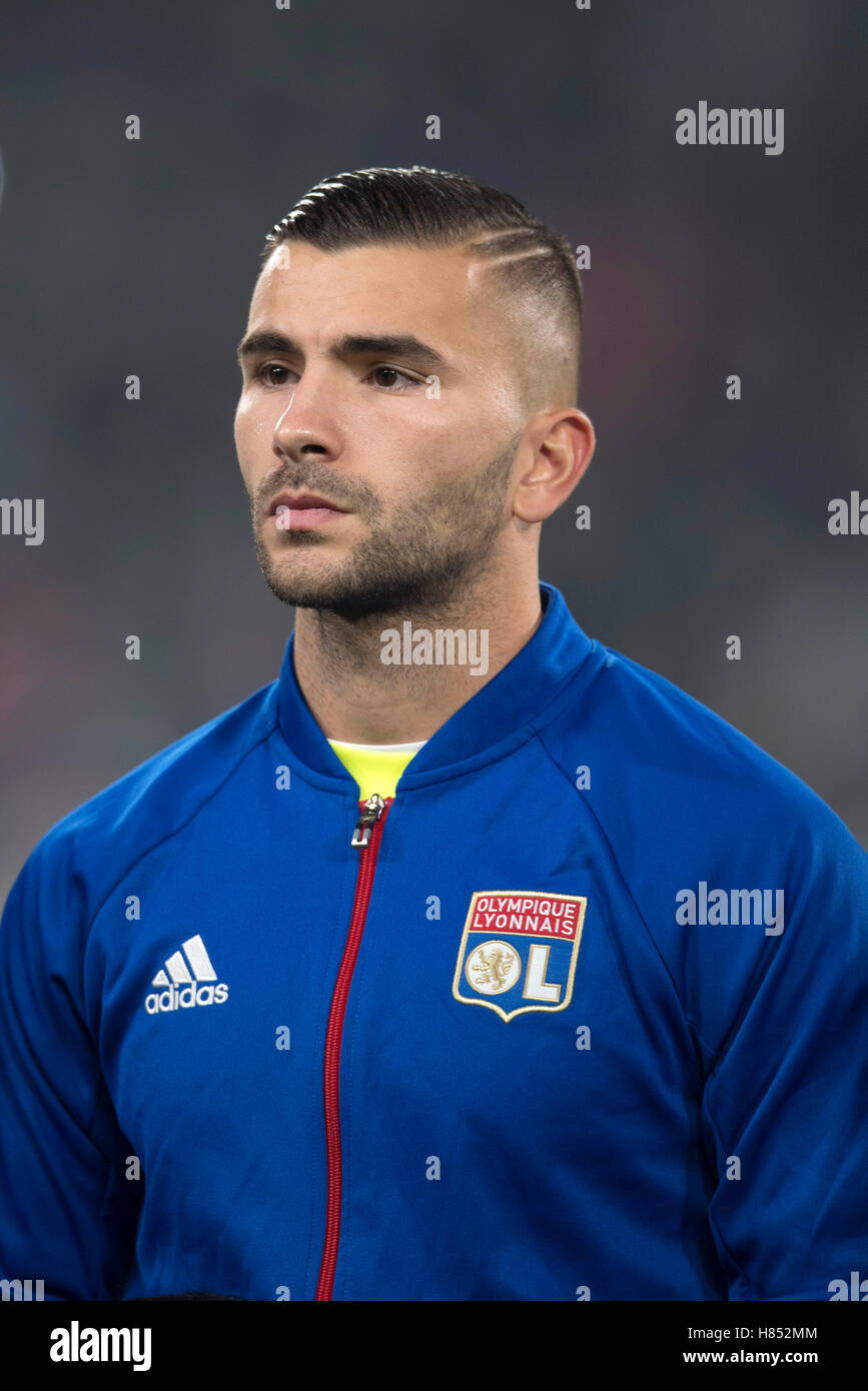 Anthony Lopes (Lyon), NOVEMBER 2, 2016 - Football / Soccer : UEFA Champions League Group H match between Juventus FC 1-1 Olympique Lyonnais at Juventus Stadium in Torino, Italy. (Photo Maurizio Borsari/AFLO) Stock Photo