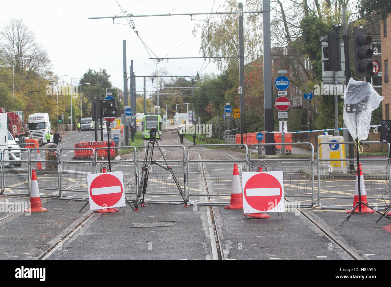 Croydon London, UK. 10th Nov, 2016. Accident scene remains cordoned off