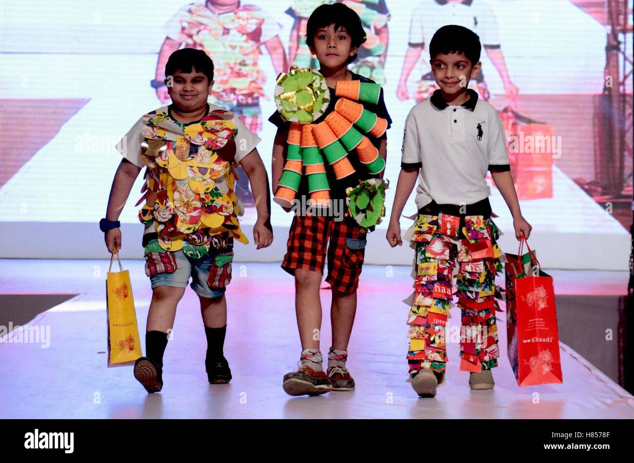 Fashion show dress for boys hotsell