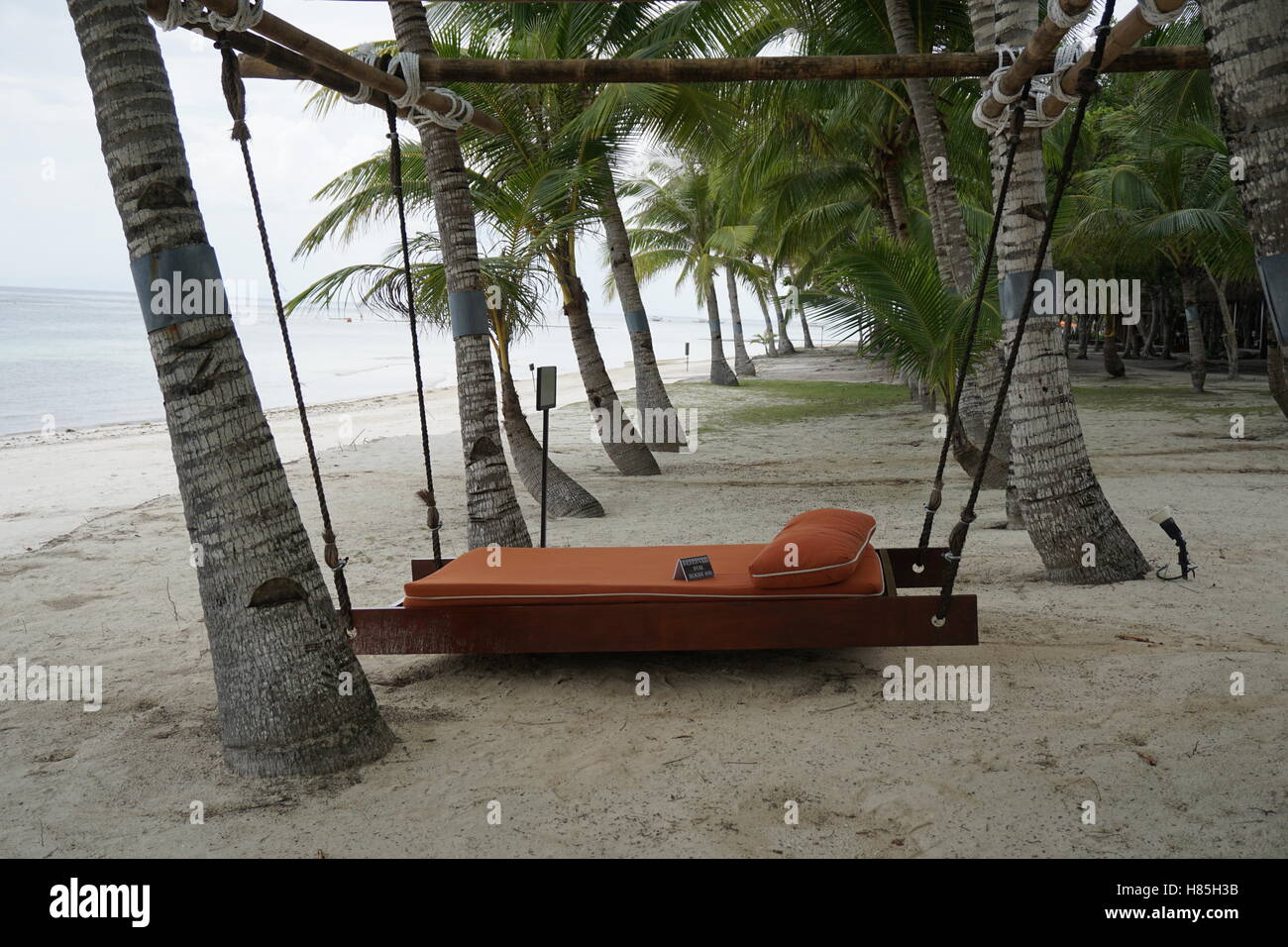 couch on beach Stock Photo Alamy