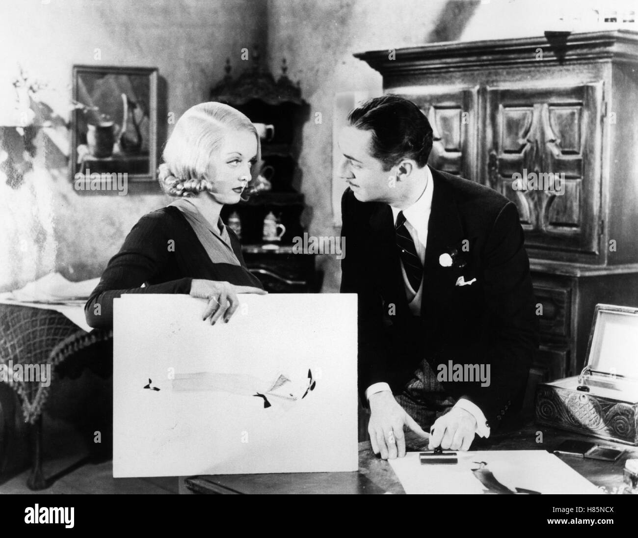 Liebe ohne Zwirn und Faden, (FASHIONS) USA 1934, Regie William