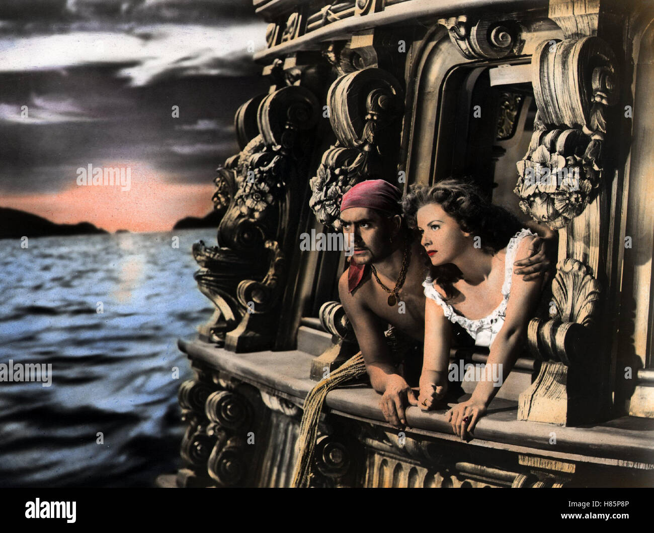 Der Seeräuber, (THE BLACK SWAN) USA 1942, Regie: Henry King, TYRONE POWER,  MAUREEN O'HARA, Stichwort: Schiff, Meer, Sonnenuntergang Stock Photo - Alamy