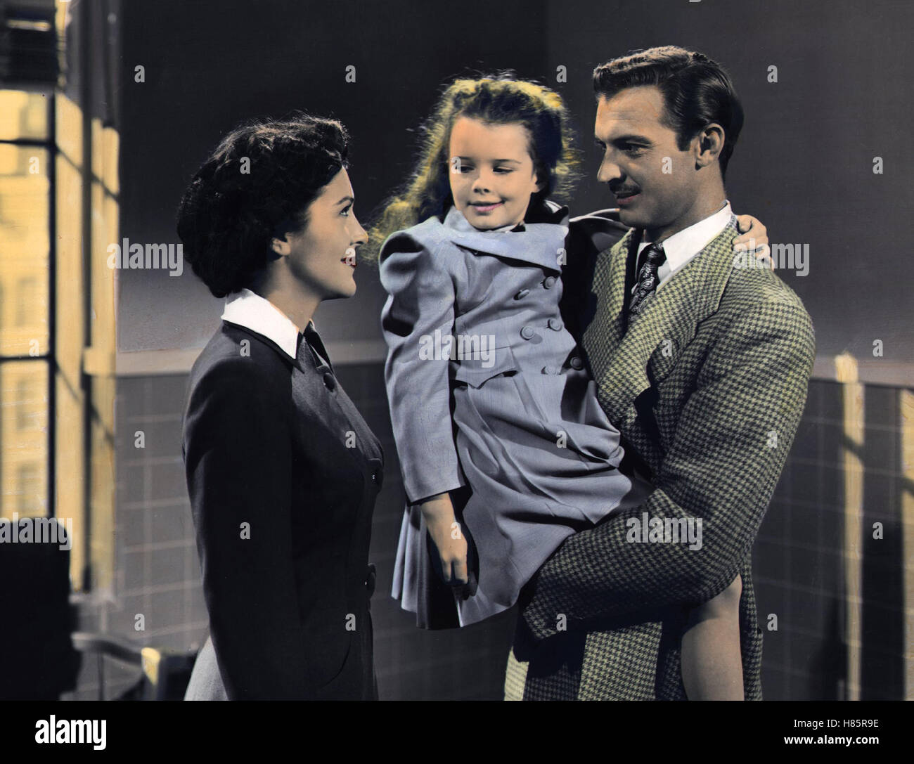 Drohende Schatten, (SHADOW ON THE WALL) USA 1950, Regie: Patrick Jackson, NANCY DAVIS (li), GIGI PERREAU (mi) Stock Photo
