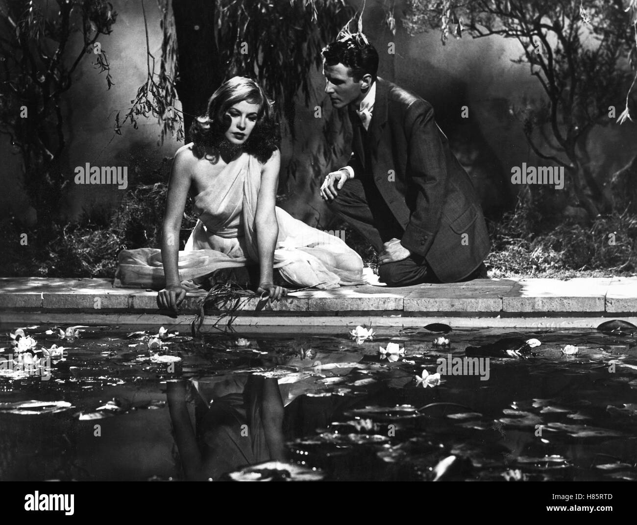 Alraune, (ALRAUNE) D 1952, Regie: Arthur Maria Rabenalt, HILDEGARD KNEF, HARRY MEYEN Stock Photo