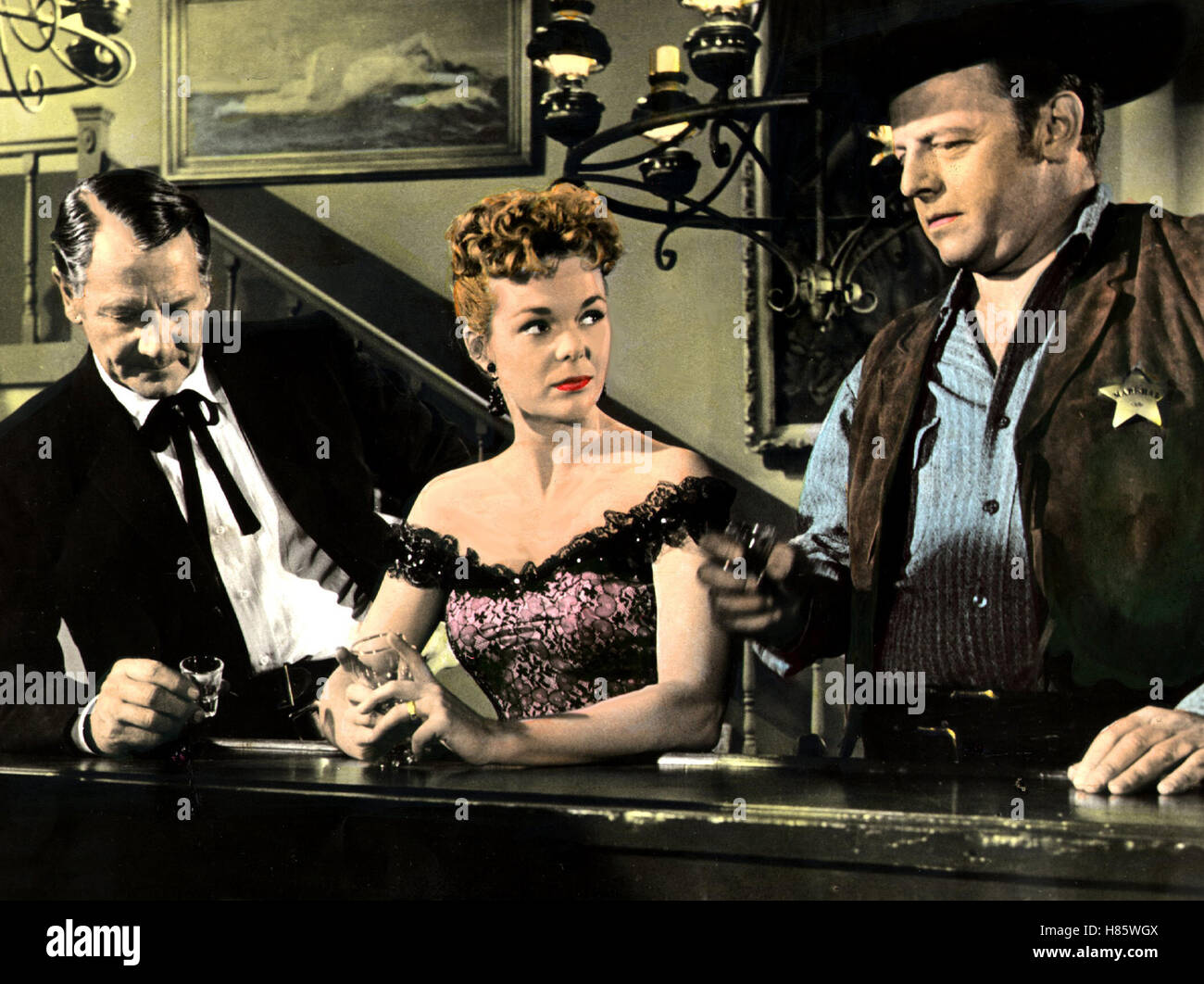 Drauf und dran, (GUNFIGHT AT DODGE CITY) USA 1958, Regie: Joseph M. Newman, JOEL McCREA, NANCY GATES, WRIGHT KING, Stichwort : Saloon Stock Photo