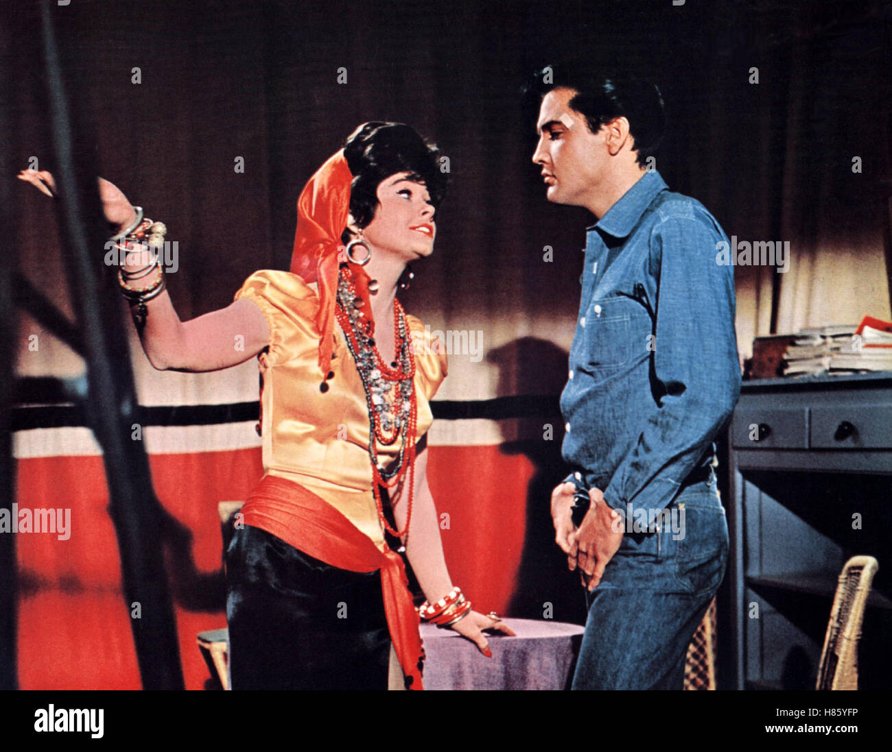 Elvis presley roustabout 1964 hi-res stock photography and images - Alamy