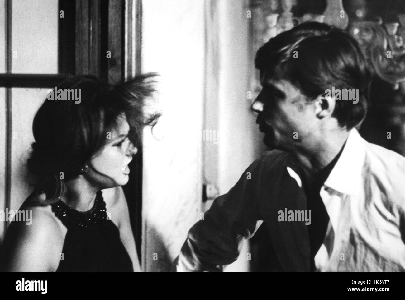 Sandra, (VAGHE STELLE DELL'ORSA) IT 1965, Regie: Luchino Visconti, CLAUDIA CARDINALE, JEAN SOREL, Key: Streit, Paar Stock Photo