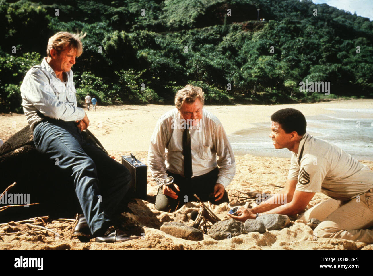 Verschollen im Pazifik, (LOST FLIGHT), USA 1969, Regie: Leonard Horn, LLOYD BRIDGES, RALPH MEEKER, BILLY DEE WILLIAMS, Stichwort: Strand Stock Photo