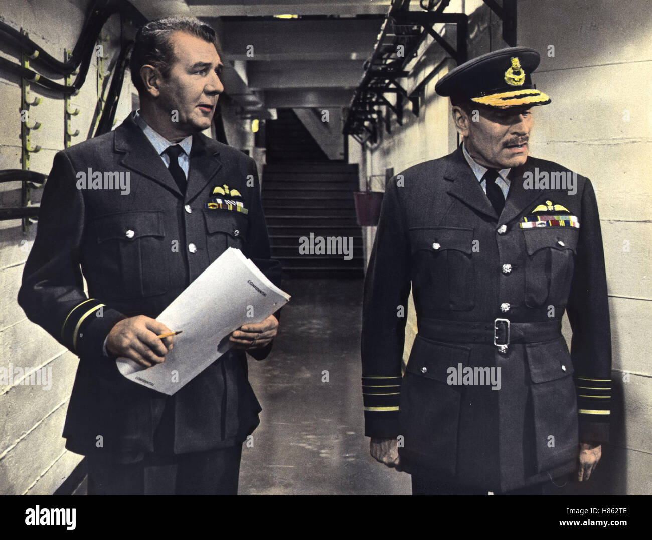 Die Luftschlacht um England, (BATTLE OF BRITAIN) GB 1969, Regie: Guy Hamilton, MICHAEL REDGRAVE, LAURENCE OLIVIER, Stichwort: Uniform Stock Photo