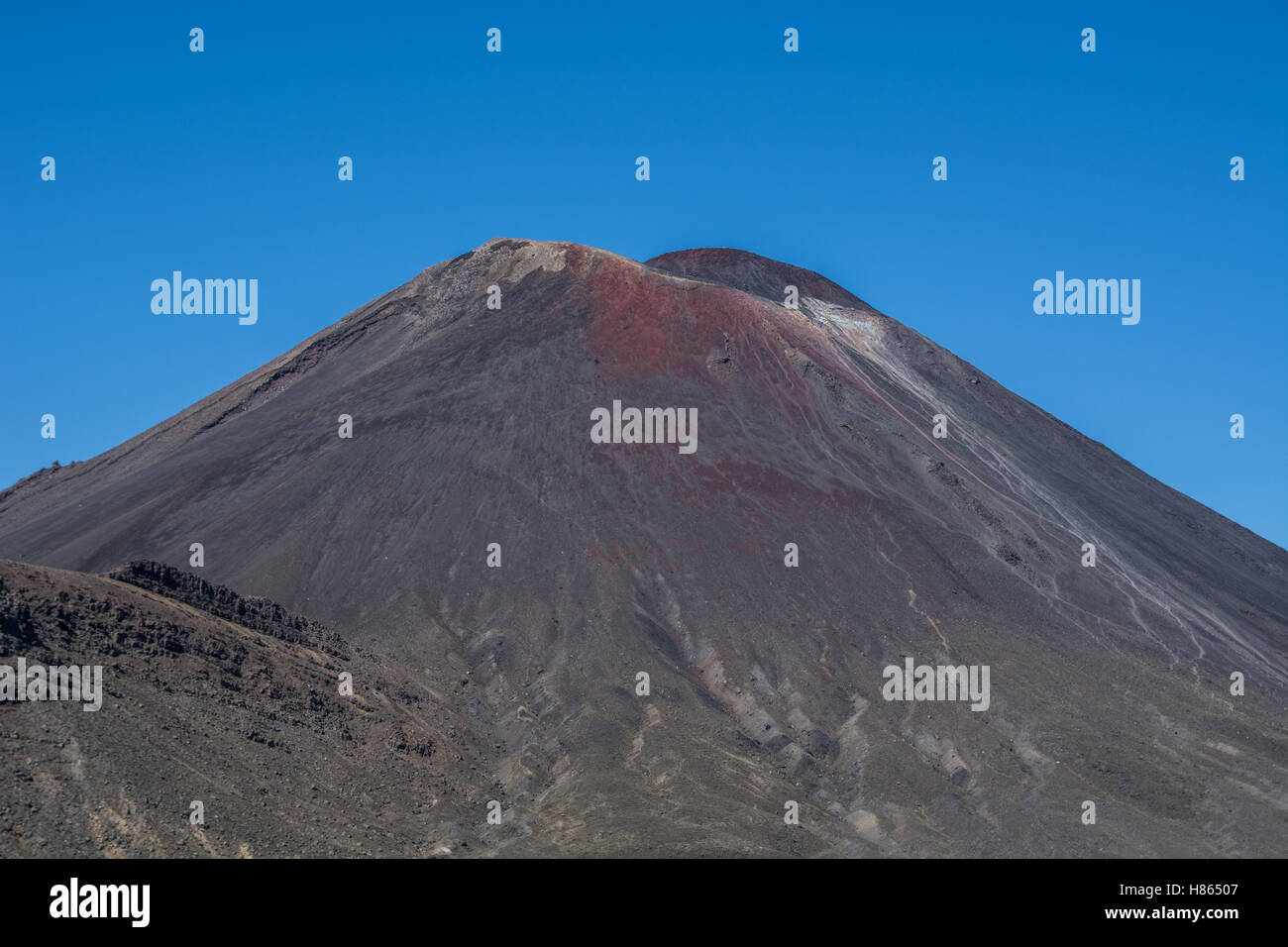 Mt doom volcano Stock Photo Alamy