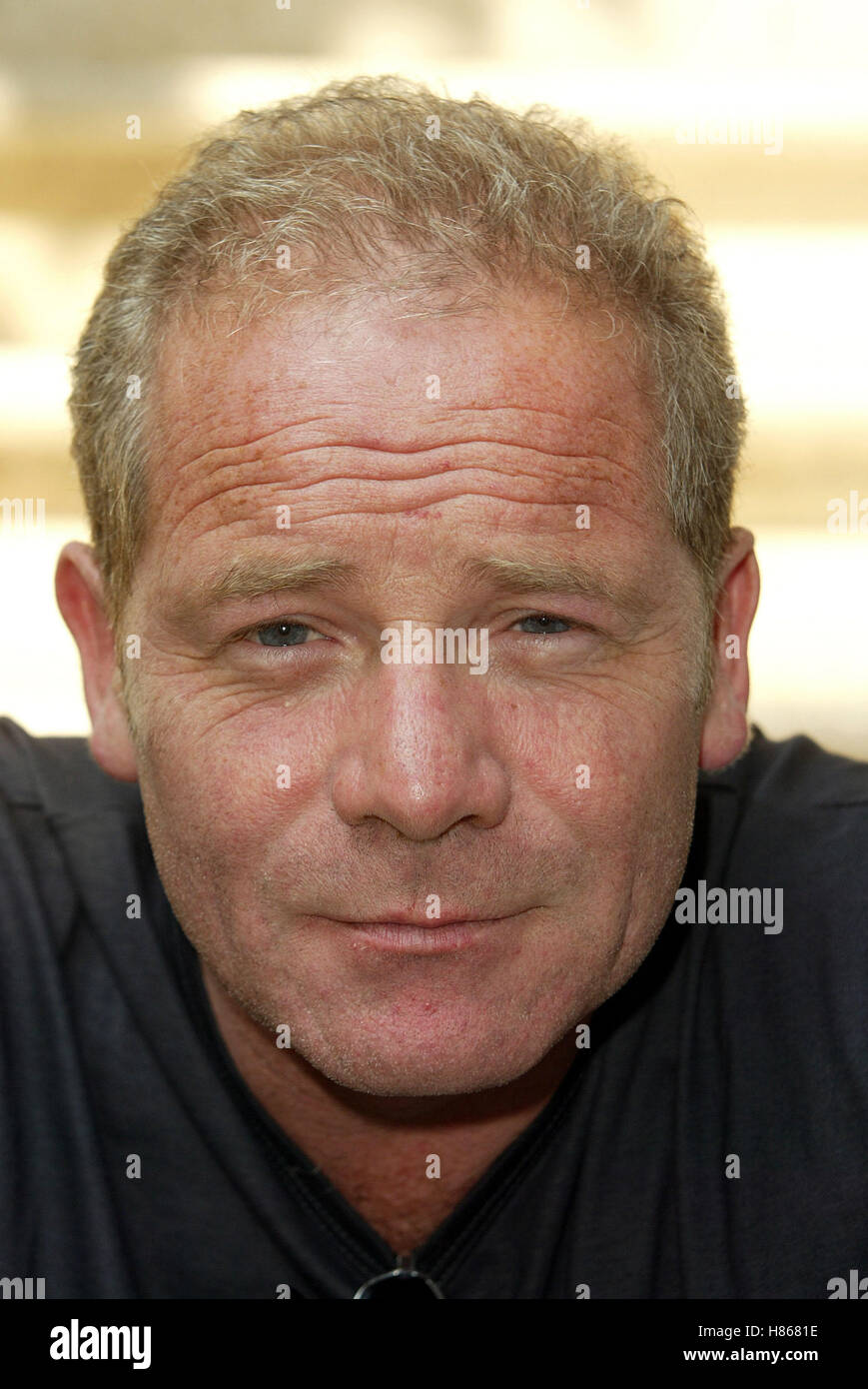 PETER MULLAN MAGDALENE SISTERS PHOTOCALL VENICE FILM FESTIVAL VENICE ITALY 31 August 2002 Stock Photo
