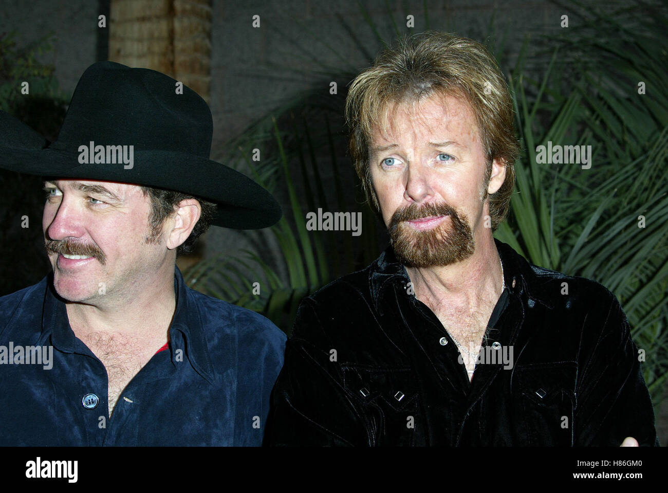 BROOKS & DUNN 2002 BILLBOARD MUSIC AWARDS MGM GRAND HOTEL & CASINO LAS
