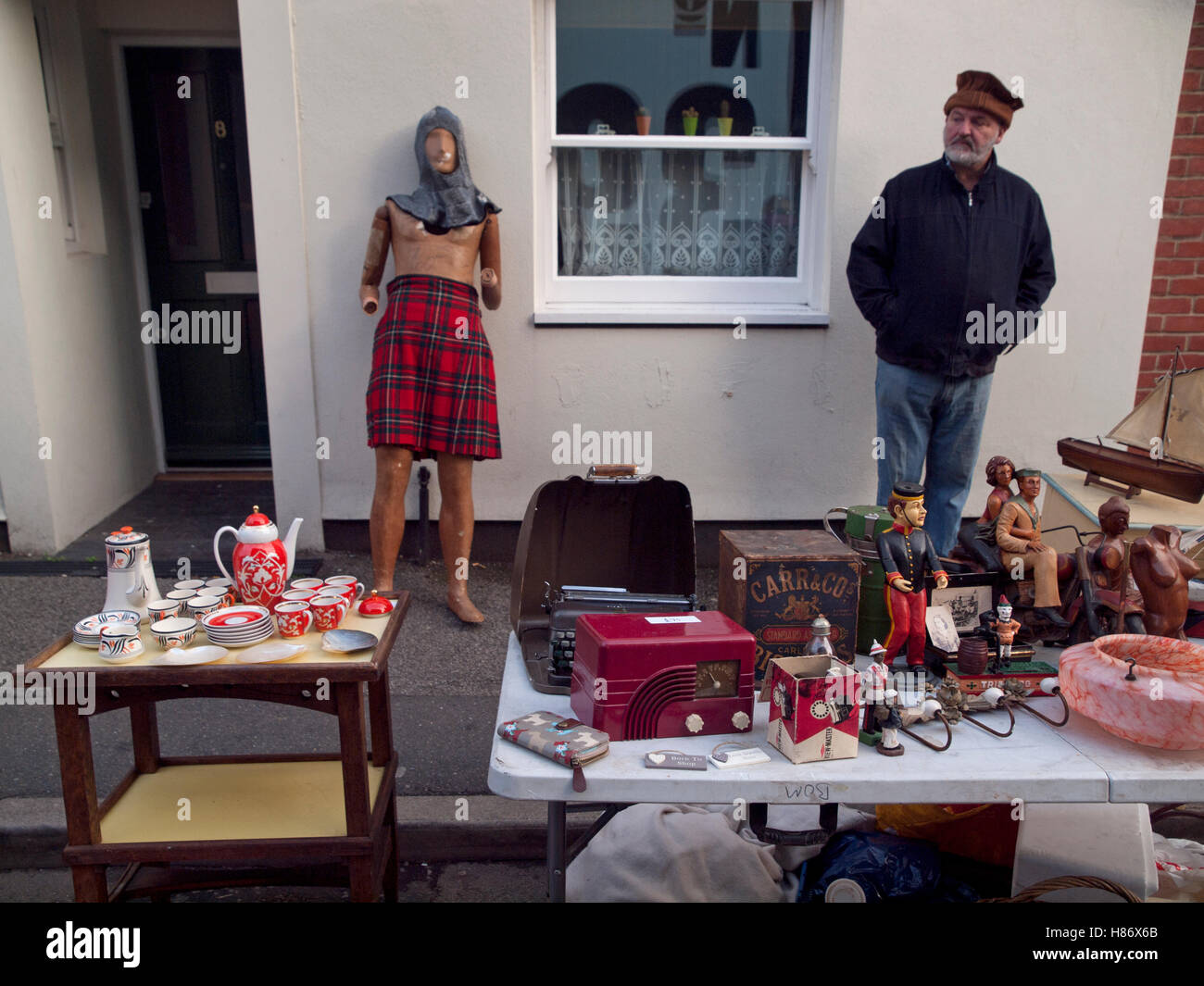Upper Gardner Street Saturday Market in Brighton Stock Photo Alamy