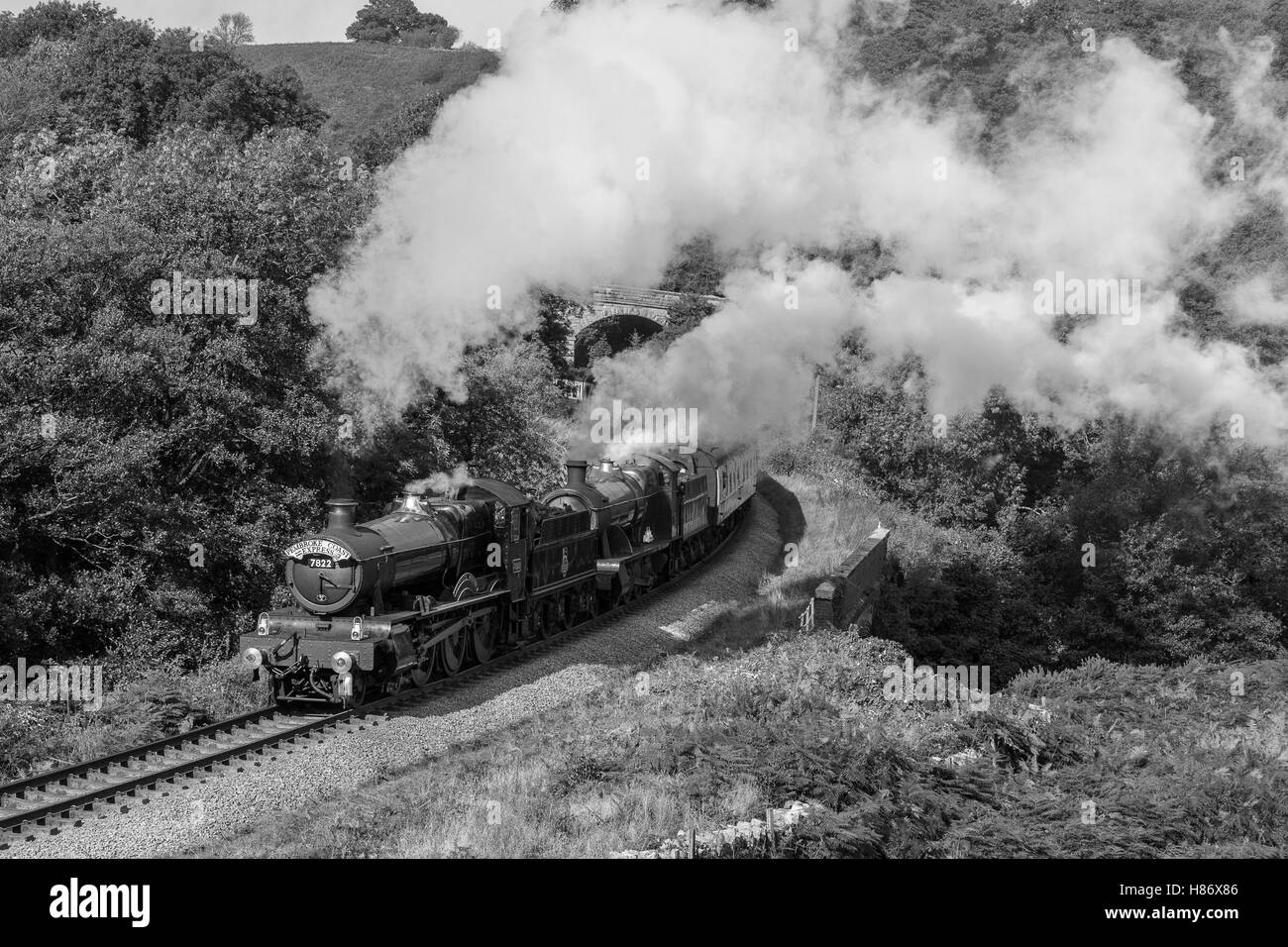 Manor 7822 Foxcote Manor and 2807 at Darnholme on the NYMR double heading a train at the Autumn Gala. Stock Photo