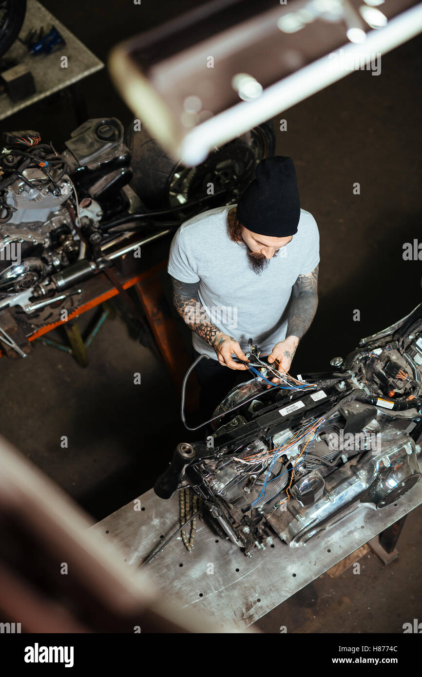 Mechanic at work Stock Photo Alamy