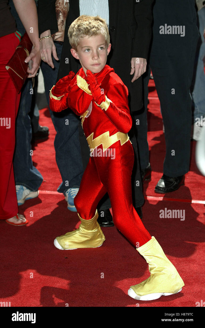 JIMMY BENNETT DADDY DAY CARE FILM PREMIERE MANN NATIONAL WESTWOOD LOS  ANGELES USA 04 May 2003 Stock Photo - Alamy