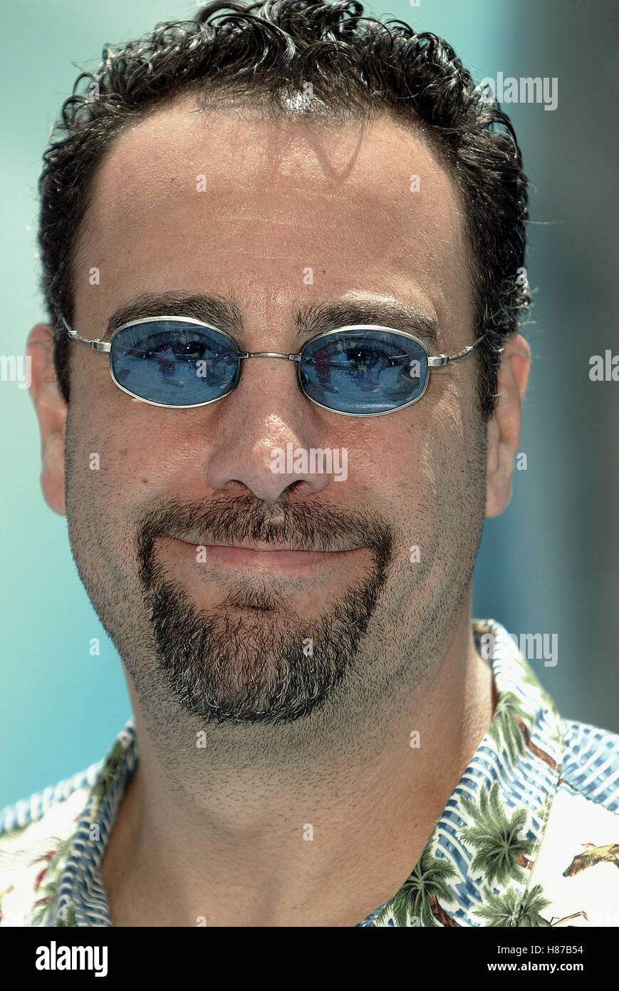 Brad garrett hires stock photography and images Alamy