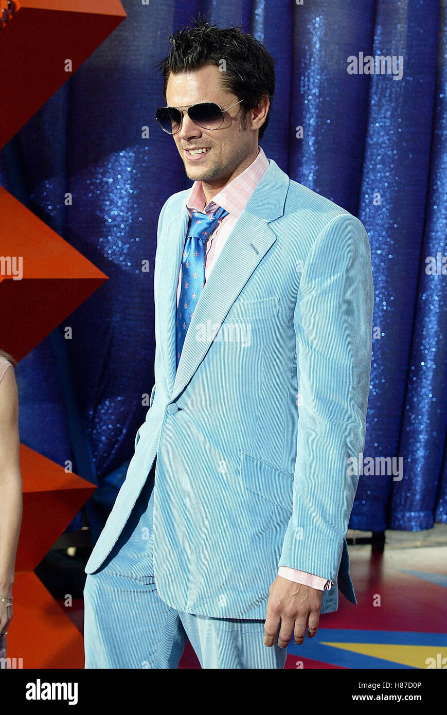 JOHNNY KNOXVILLE 2003 MTV MOVIE AWARDS ARRIVALS SHRINE AUDITORIUM LOS