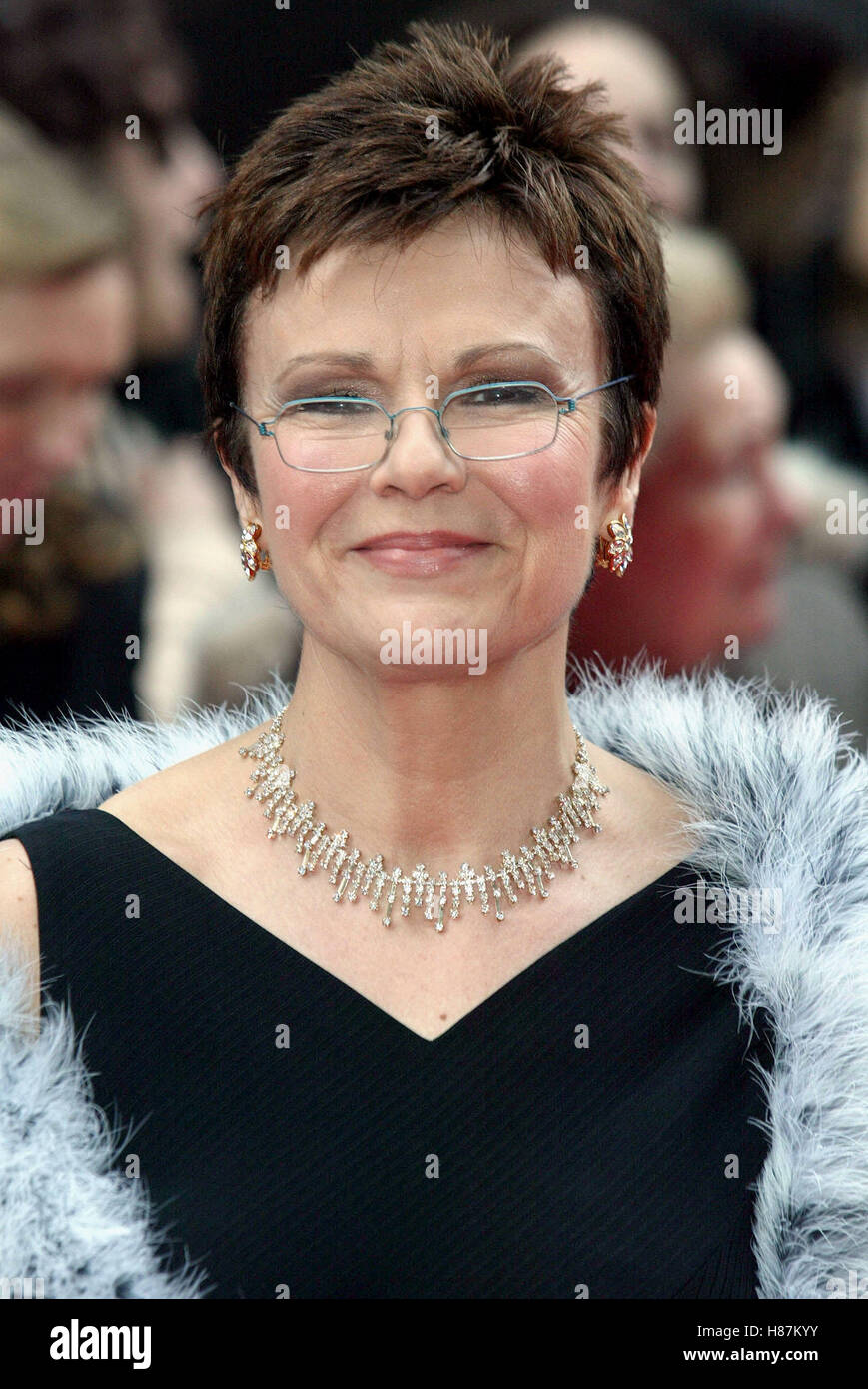 JULIE WALTERS TV BAFTAS LONDON ENGLAND 13 April 2003 Stock Photo Alamy