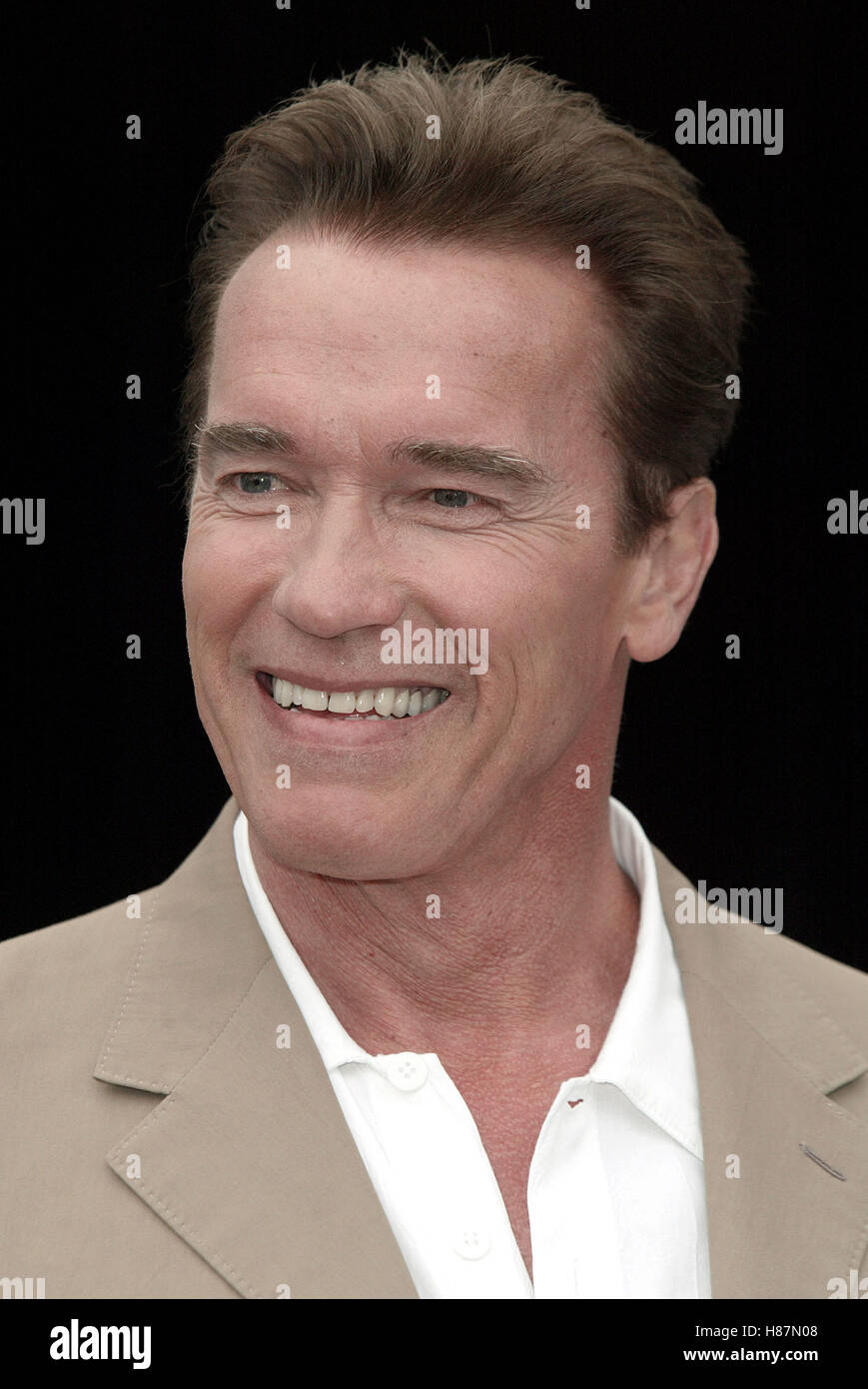 ARNOLD SCHWARZENEGGER CANNES FILM FESTIVAL CANNES FRANCE 17 May 2003 Stock Photo