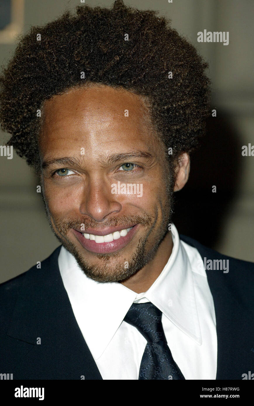 GARY DOURDAN 29TH PEOPLE'S CHOICE AWARDS ARRIVALS PASADENA CIVIC AUDITORIUM PASADENA L.A. COUNTY USA 12 January 2003 Stock Photo