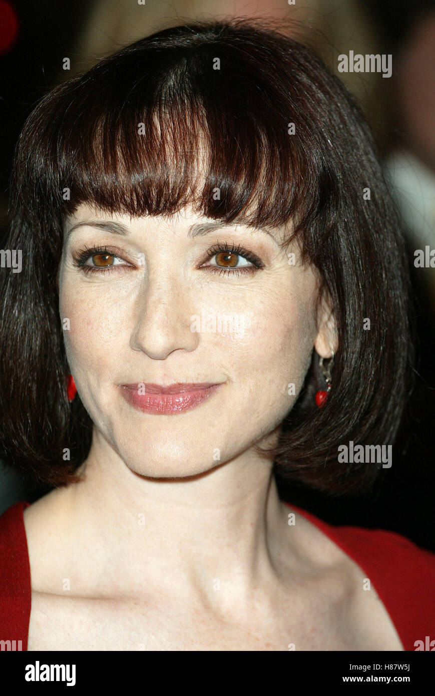 Bebe Neuwirth Associate