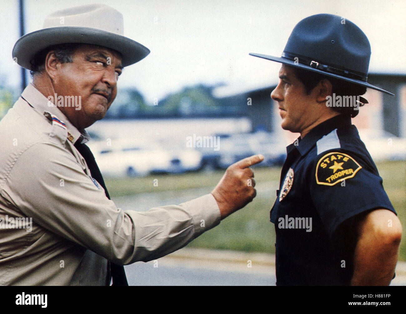 Ein ausgekochtes Schlitzohr, (SMOKEY AND THE BANDIT) USA 1976, Regie: Hal Needham, JACKIE GLEASON, MIKE HENRY, Stichwort: Sheriff, Polizist Stock Photo
