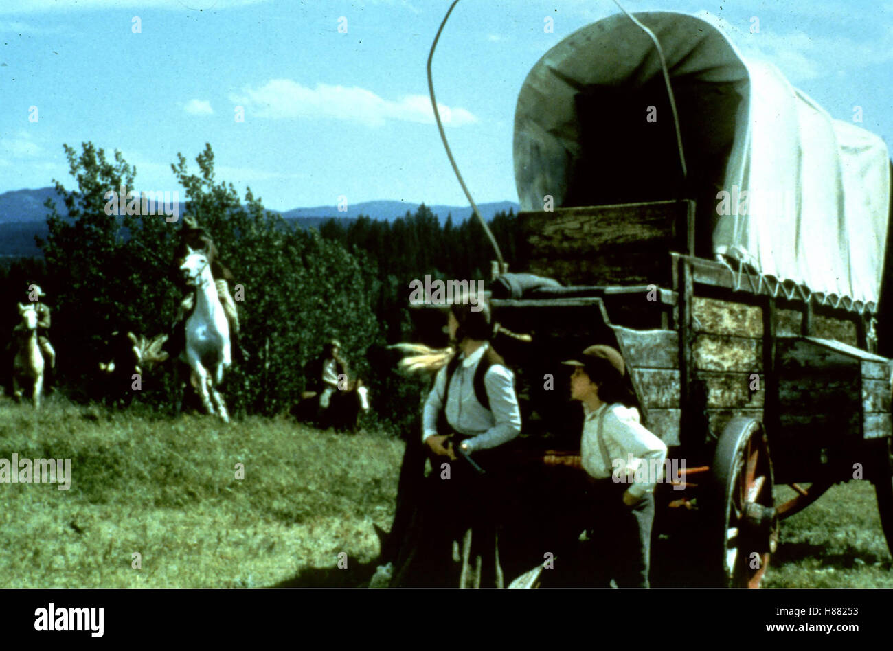 Die Erbschaft von Oregon, (ACROSS THE GREAT DIVIDE), USa 1977, Regie: Stewart Rafill, HEATHER RATTRAY + MARK EDWARD HALL, Stichwort: Planwagen Stock Photo