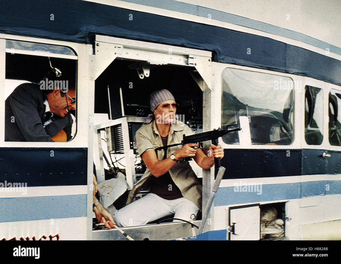 Bruce dern black sunday 1977 hi-res stock photography and images - Alamy