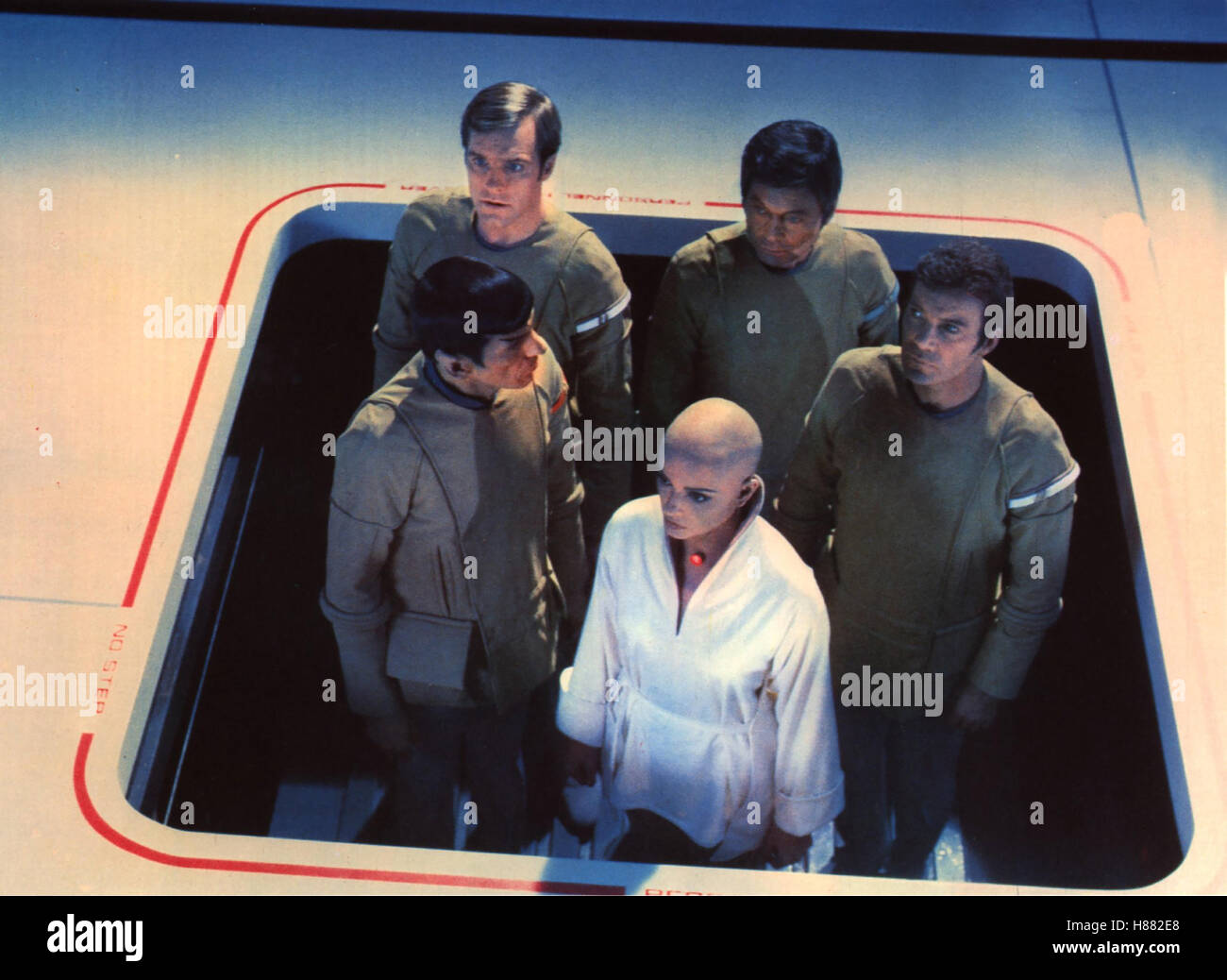 Star Trek - Der Film, (STAR TREK - THE MOTION PICTURE) USA 1978, Robert Wise, v.l.: LEONARD NIMOY, JAMES DOOHAN, NICHELLE NICHOLS, DeFOREST KELLEY, WILLIAM SHATNER Stock Photo