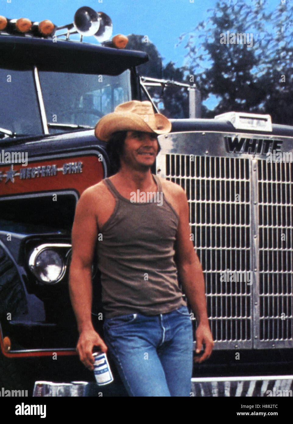 Cowboy mit 300 PS, (STEEL COWBOY) USA 1978, Regie: Harvey Laidman, JAMES BROLIN, Stichwort: Bierdose, LKW, Truck, Hut Stock Photo