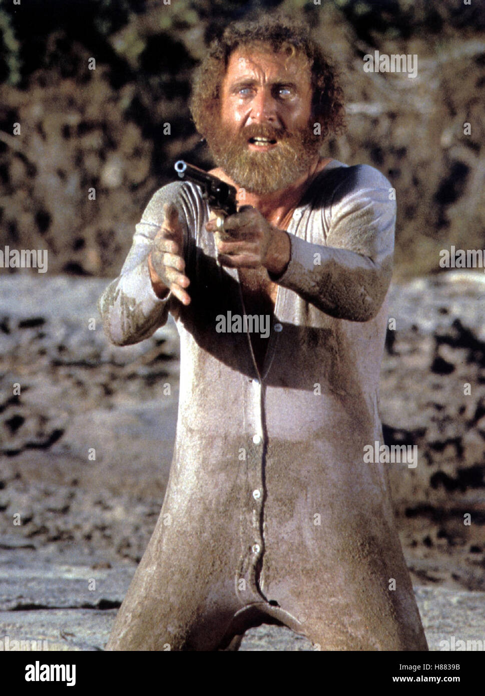 Ein Rabbi im Wilden Westen / Frisco Kid, (THE FRISCO KID) USA 1979, Regie:  Robert Aldrich, GENE WILDER, Stichwort: Waffe, Revolver, Bart, Unterwäsche  Stock Photo - Alamy