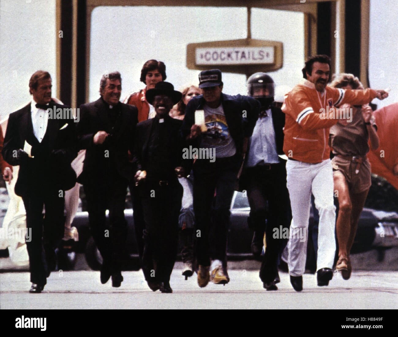 Auf dem Highway ist die Hölle los, (THE CANNONBALL RUN) USA 1980, Regie Hal Needham, ROGER