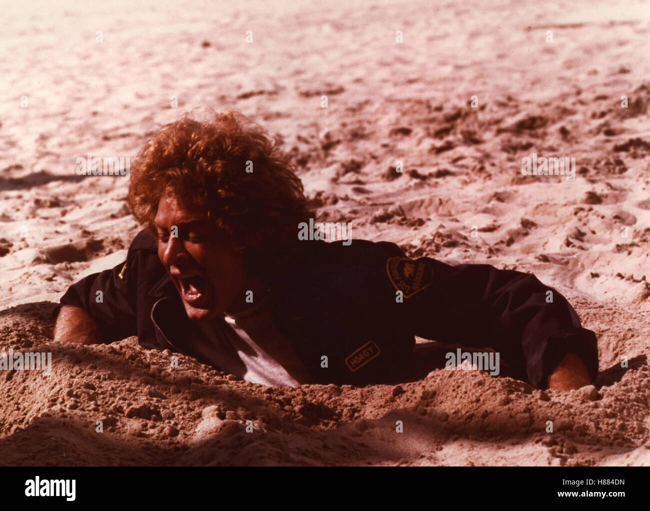 Horror am Strand, (BLOOD BEACH) USA 1980, Regie: Jeffrey Bloom, OTIS YOUNG, Stichwort: Schrei, Sand, Strand Stock Photo