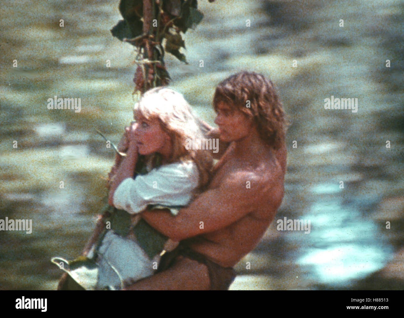 Tarzan, Herr des Urwalds, (TARZAN THE APE MAN) USA 1981 Regie: John Derek  MILES O'KEEFE, BO DEREK, Stichwort: Liane, Wasser Stock Photo - Alamy