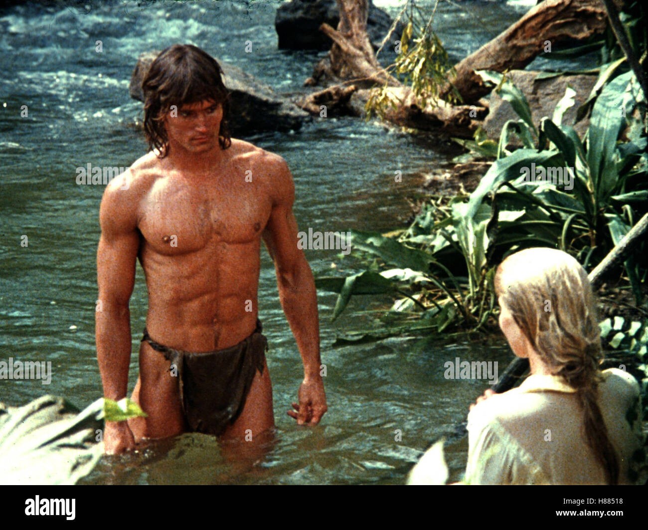Tarzan, Herr des Urwalds, (TARZAN THE APE MAN) USA 1981 Regie: John Derek, MILES O'KEEFE, BO DEREK, Stichwort: Wasser, Lendenschurz Stock Photo