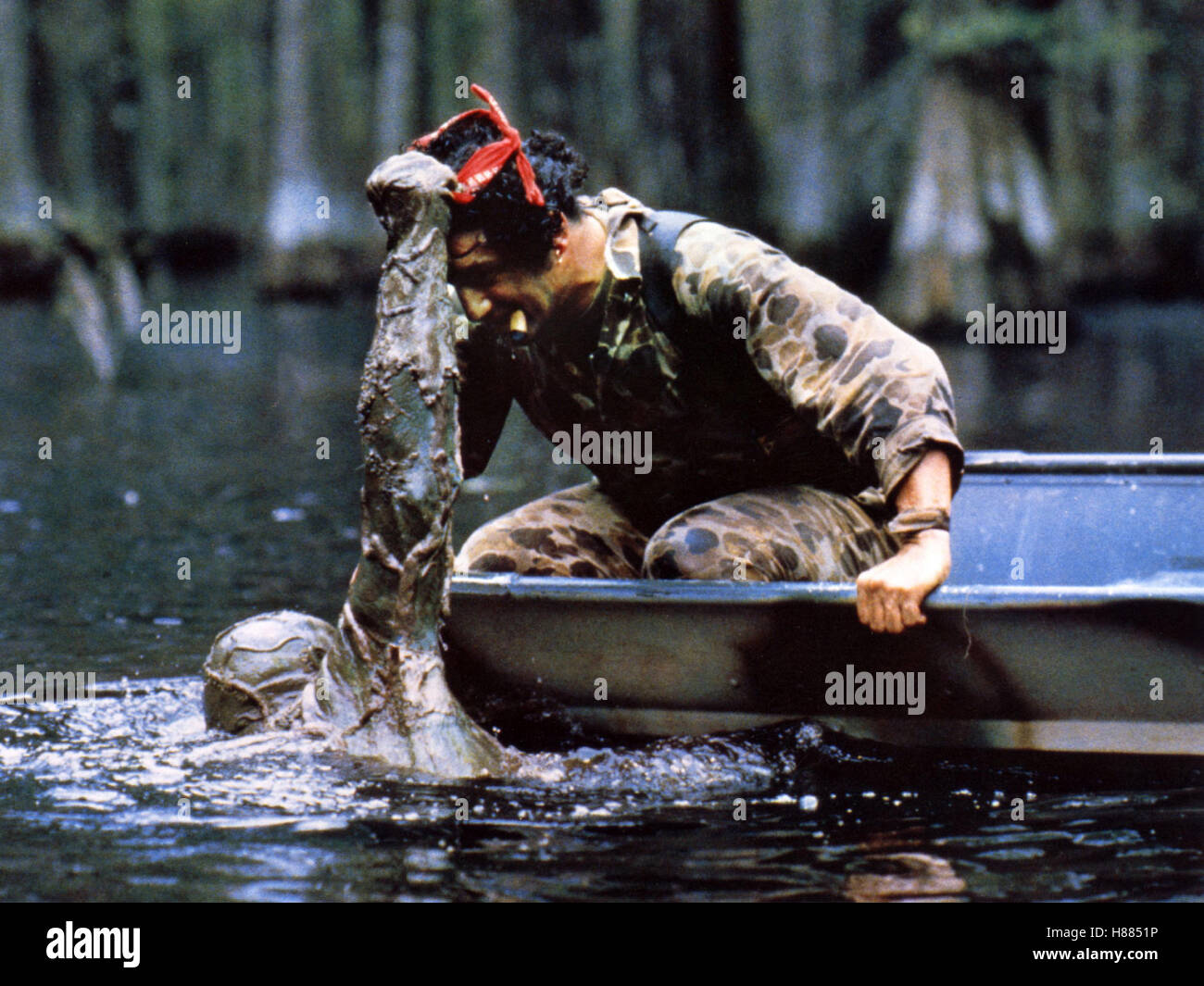 Das Ding aus dem Sumpf, (THE SWAMP THING) USA 1981, Regie: Wes Craven, Stichwort: Monster, Boot, Angriff Stock Photo