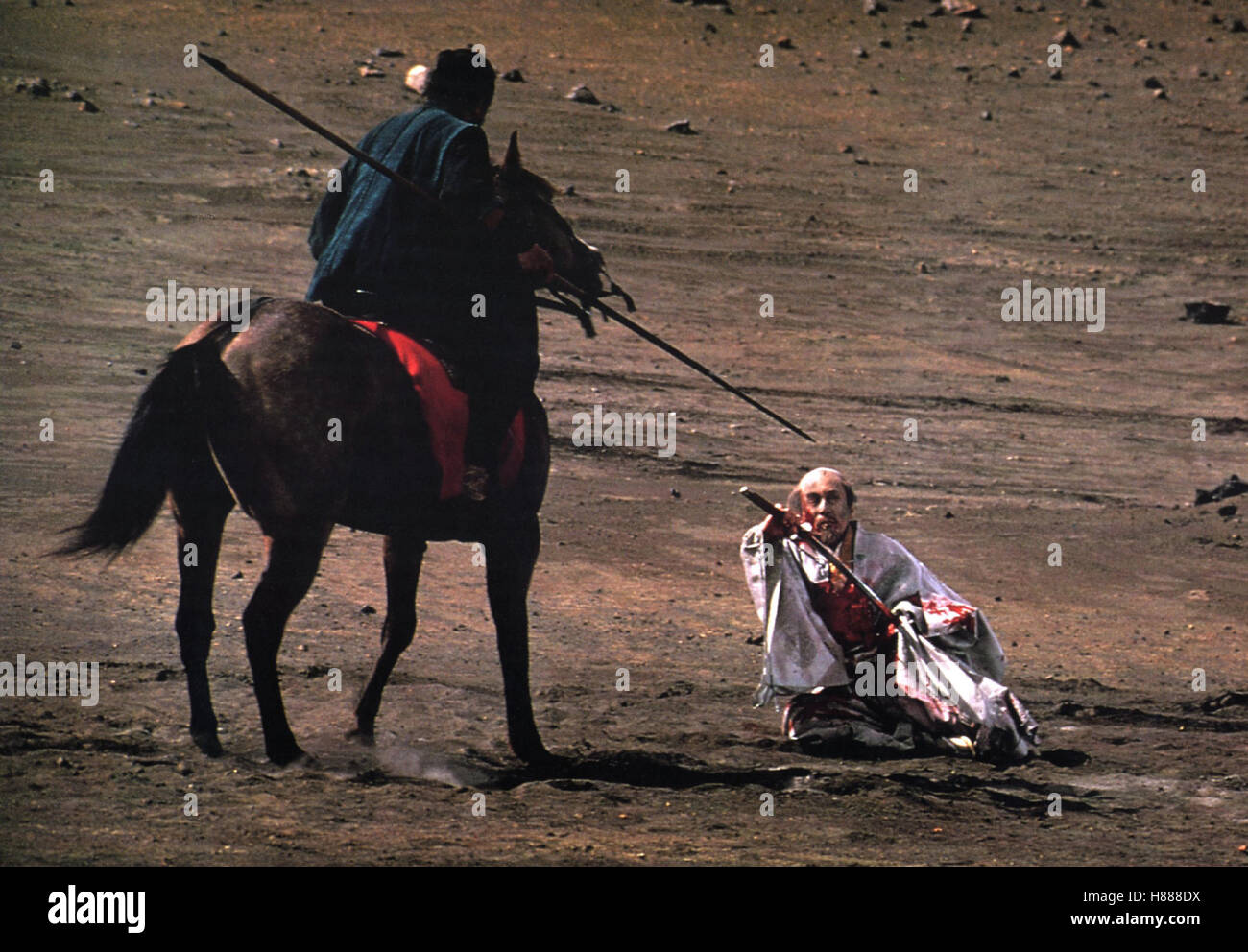Ran, (RAN) JAP-F 1985, Regie: Akira Kurosawa, Szene, Stichwort: Pferd, Reiter, Lanze, Töten, Opfer, Zweikampf Stock Photo