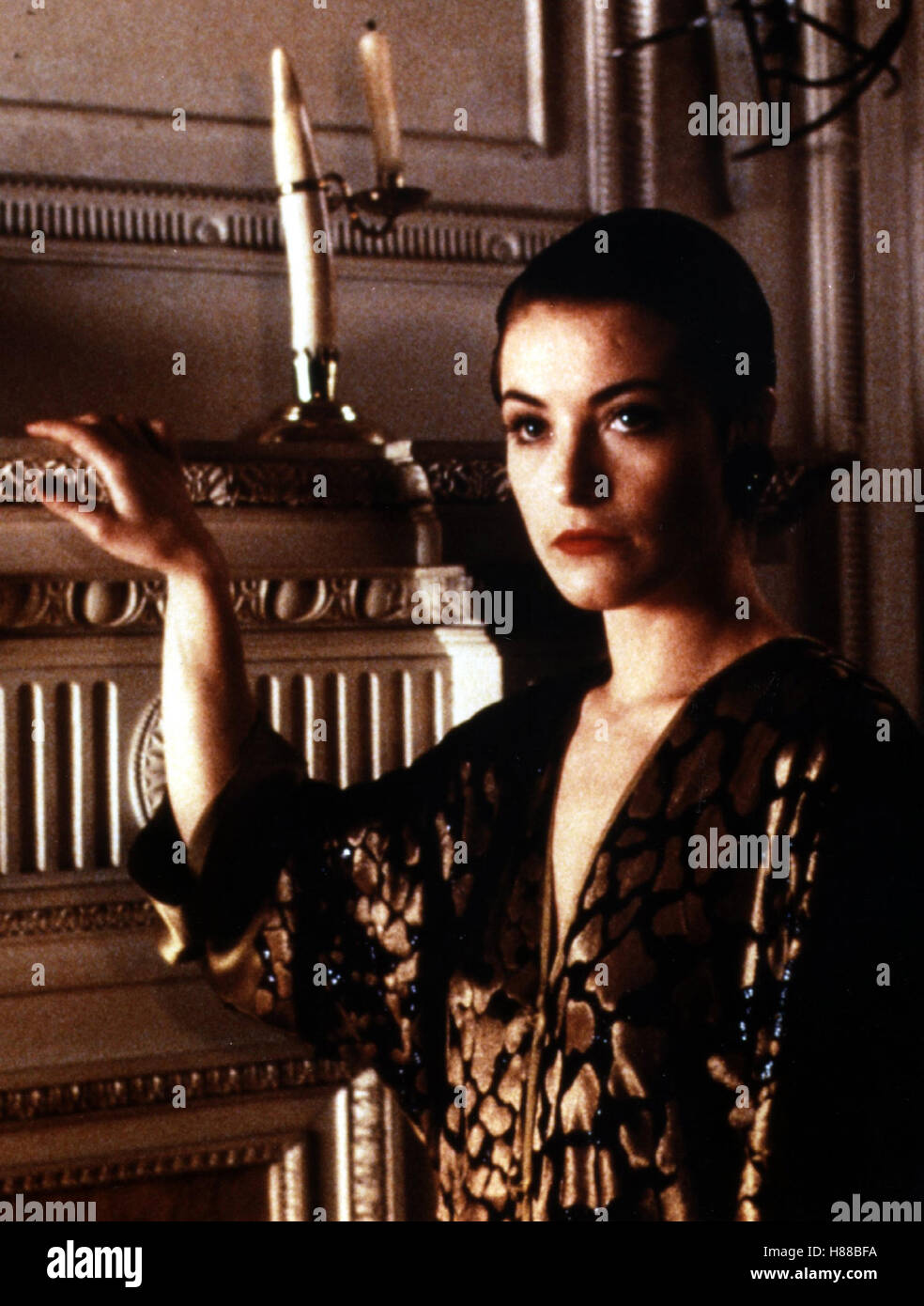 Der Biss der Schlangenfrau, (THE LAIR OF THE WHITE WORM) GB 1988, Regie: Ken Russell, AMANDA DONOHUE Stock Photo