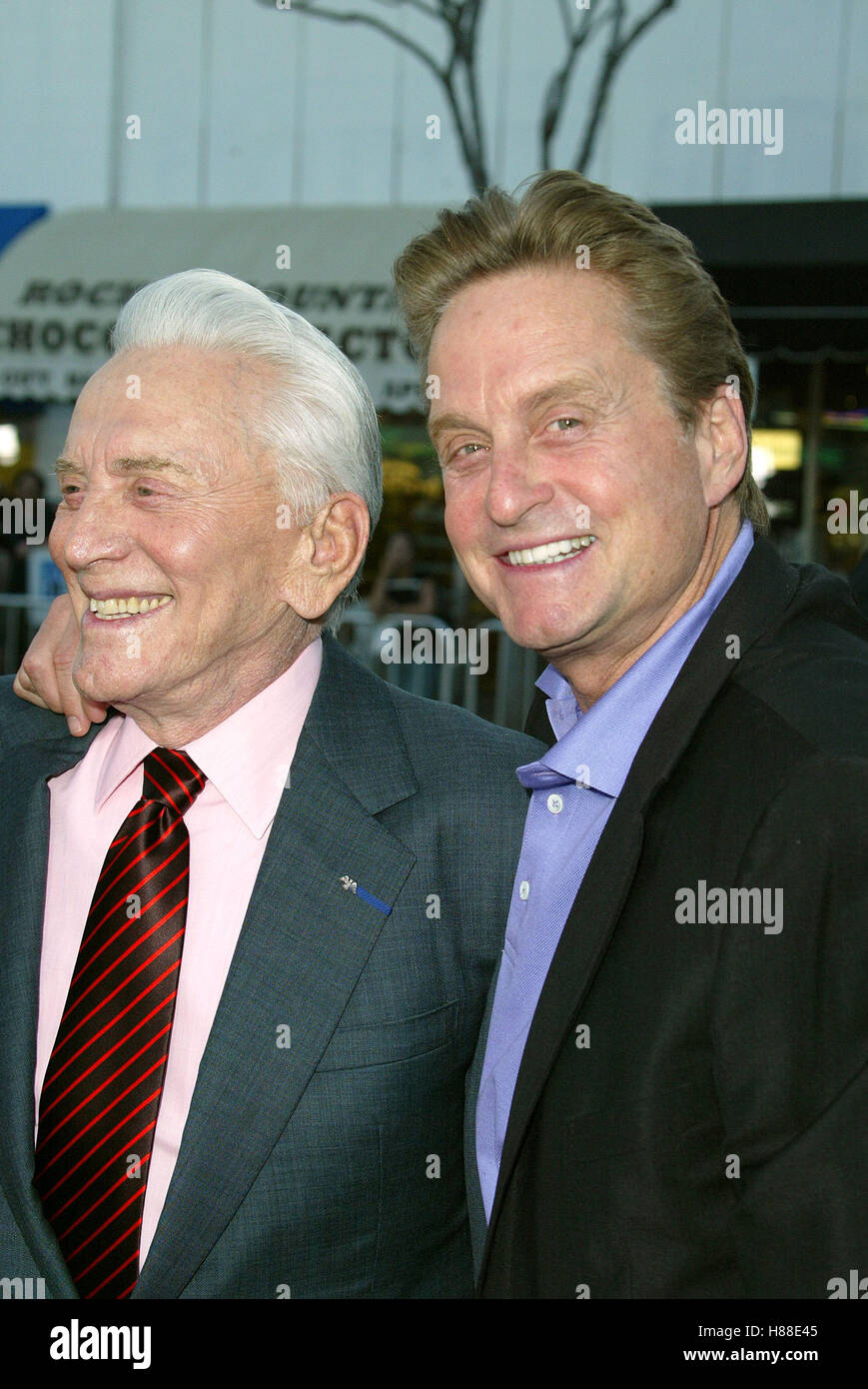 Kirk douglas and michael douglas hi-res stock photography and images - Alamy