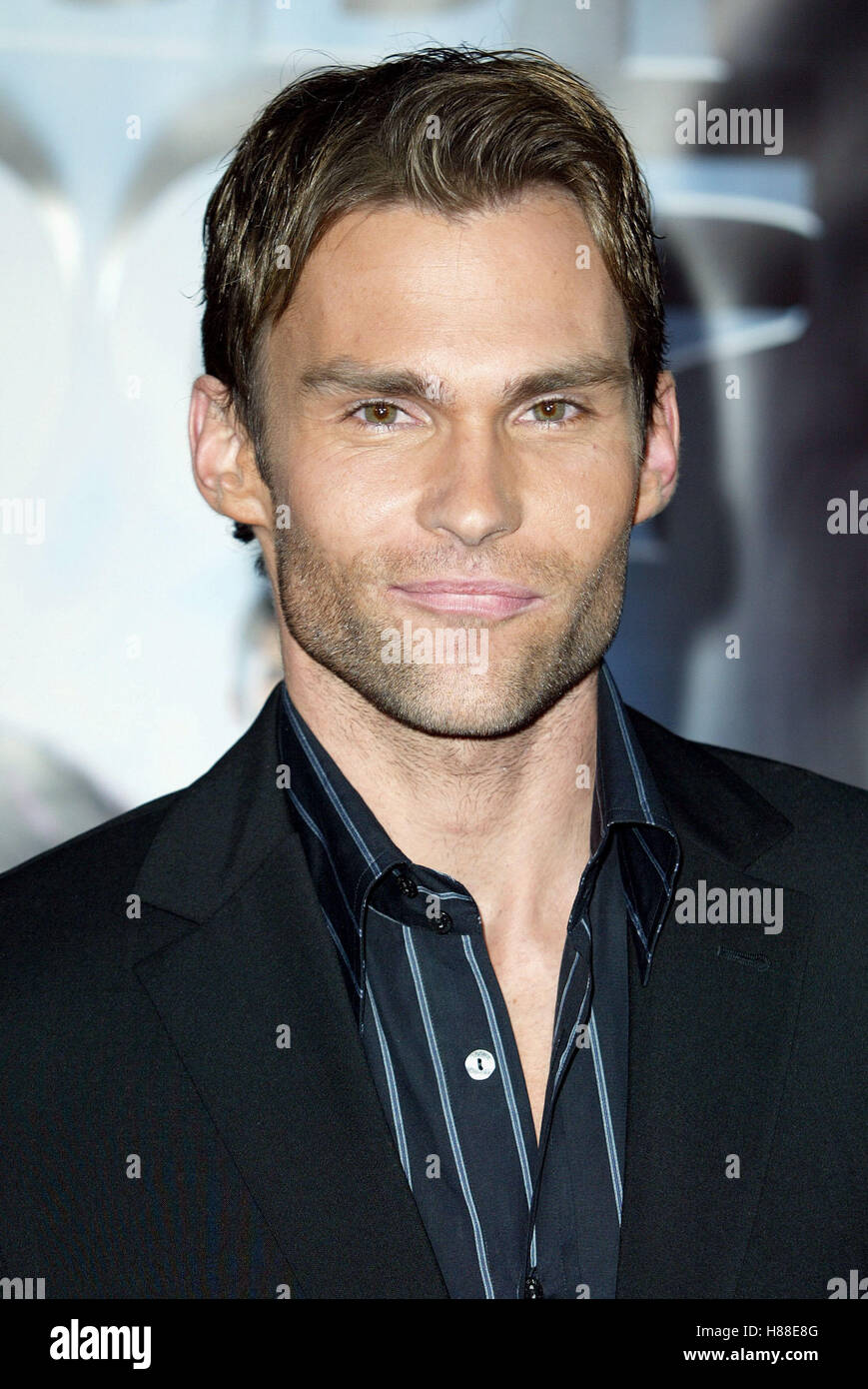 SEANN WILLIAM SCOTT BULLETPROOF MONK PREMIER CHINESE THEATRE HOLLYWOOD