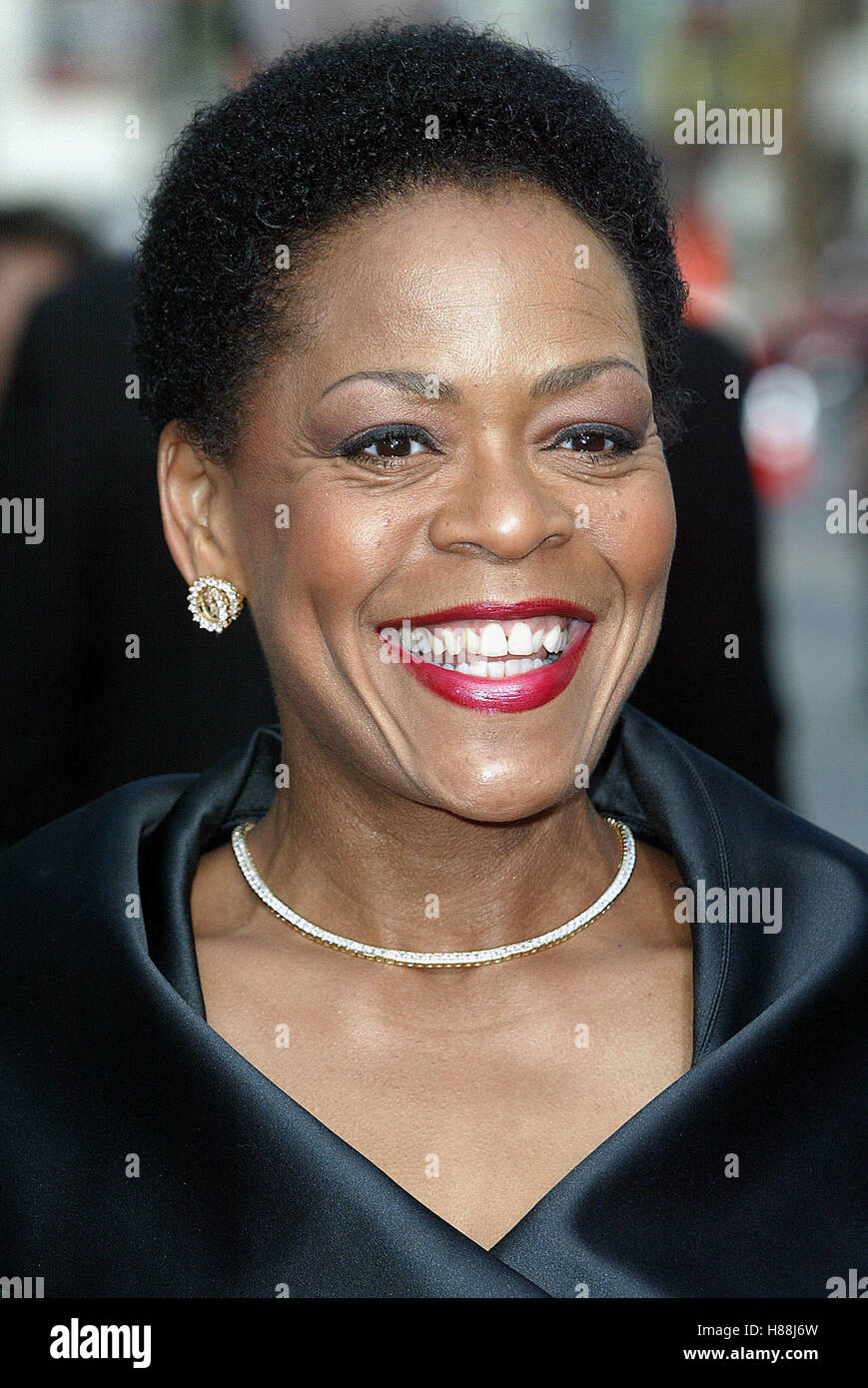 YVETTE FREEMAN 31ST AFI LIFETIME ACHIEVEMENT KODAK THEATRE HOLLYWOOD LOS ANGELES USA 12 June 2003 Stock Photo