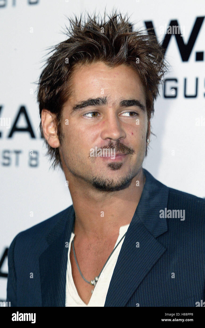 Colin Farrell Swat Wallpaper