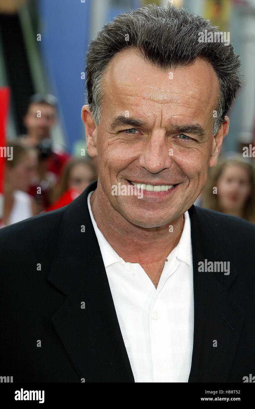 RAY WISE THE BATTLE OF SHAKER HEIGHTS UNIVERSAL CITYWALK LOS ANGELES