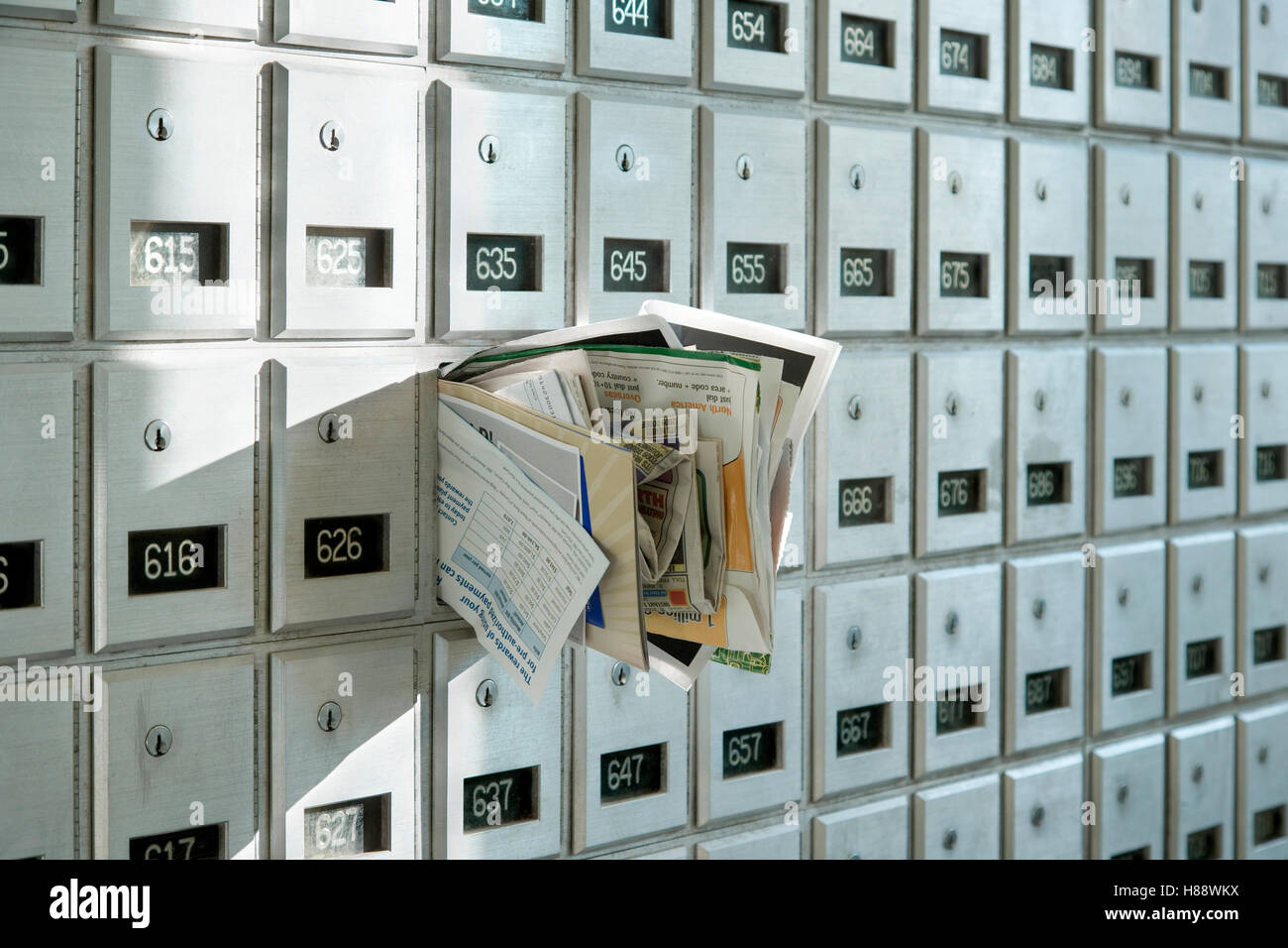Overflowing mailbox hires stock photography and images Alamy