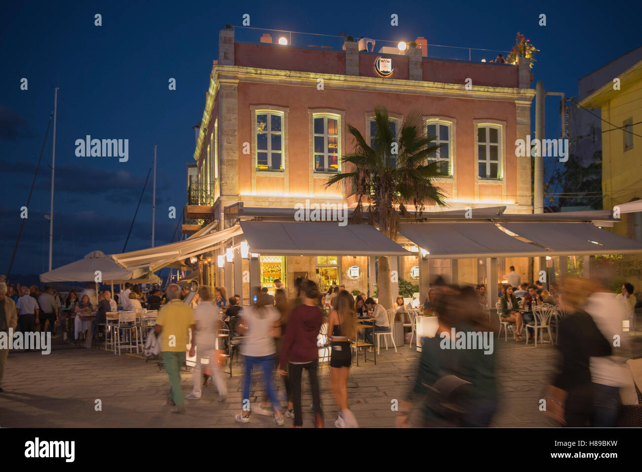 Griechenland, Kreta, Chania, Bar Cafe Restaurant Barbarossa Stock Photo